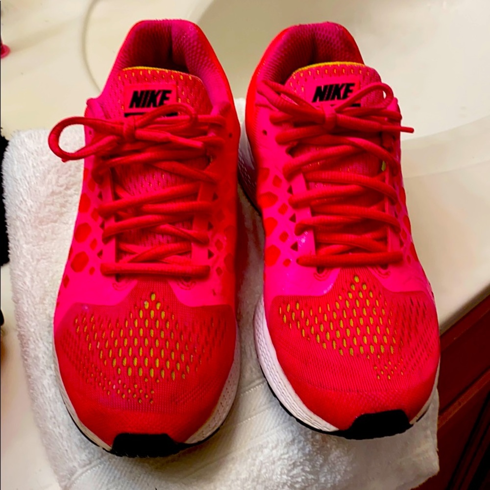 Wmns Nike Zoom Pegasus 31